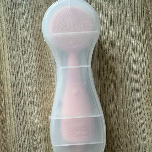 [NEW] PMD Clean Pro and Microderm Pro Bundle - Picture 3 of 5